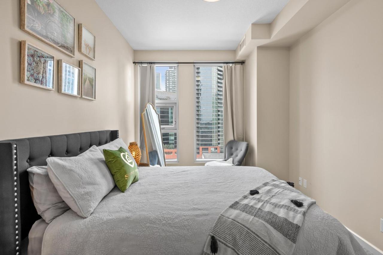 Globalstay Bmo Centre And Downtown Apartments YYC 외부 사진